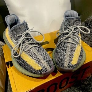 Adidas Yeezy 350 Boost V2 ash blue